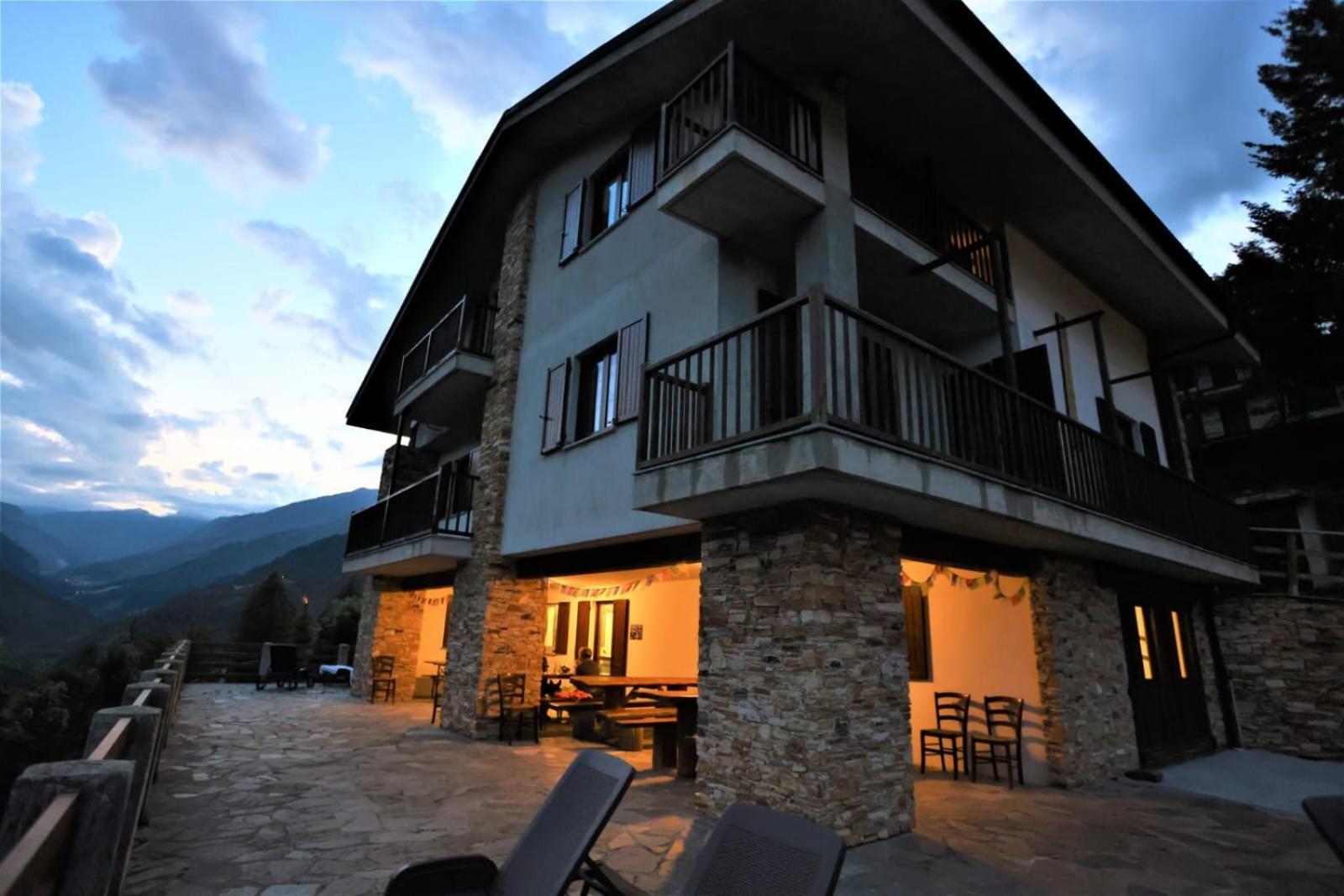 Bed and Breakfast La Misun De Ciafre Кастельдельфино Экстерьер фото