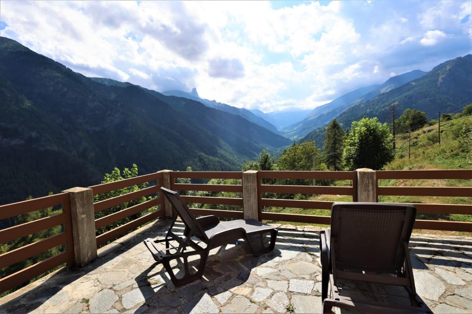 Bed and Breakfast La Misun De Ciafre Кастельдельфино Экстерьер фото
